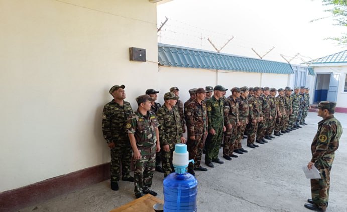 Porno sikilgan mast qoshni Jinsiy olat necha sm ga etadi?