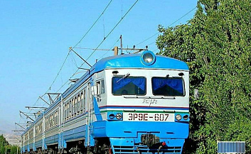 Вниманию пассажиров пригородных электропоездов!