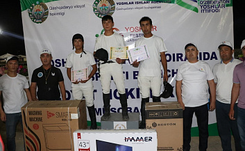 "Qorabayir" otchilik majmuasida ot sporti bo‘yicha viloyat hokimi kubogi musobaqasi bo‘lib o‘tdi