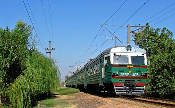 Вниманию пассажиров пригородных электропоездов!
