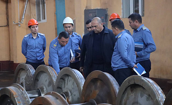 TEMIR YO‘L SOHASIDA SAMARADORLIK, RAQAMLASHTIRISH VA XAVFSIZLIK — E’TIBOR MARKAZIDA