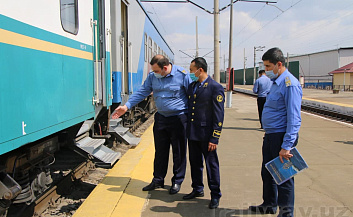 Обсуждена проделанная работа и намечены дальнейшие планы