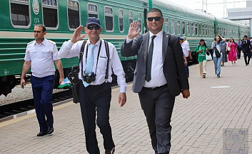 «Караван дружбы»: Начал курсирование пассажирский поезд Душанбе – Ташкент – Душанбе